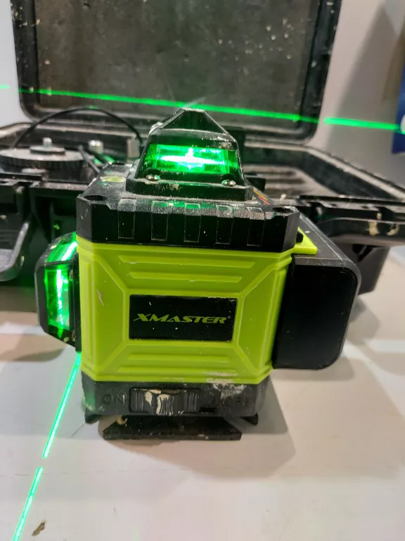 LASER XMASTER