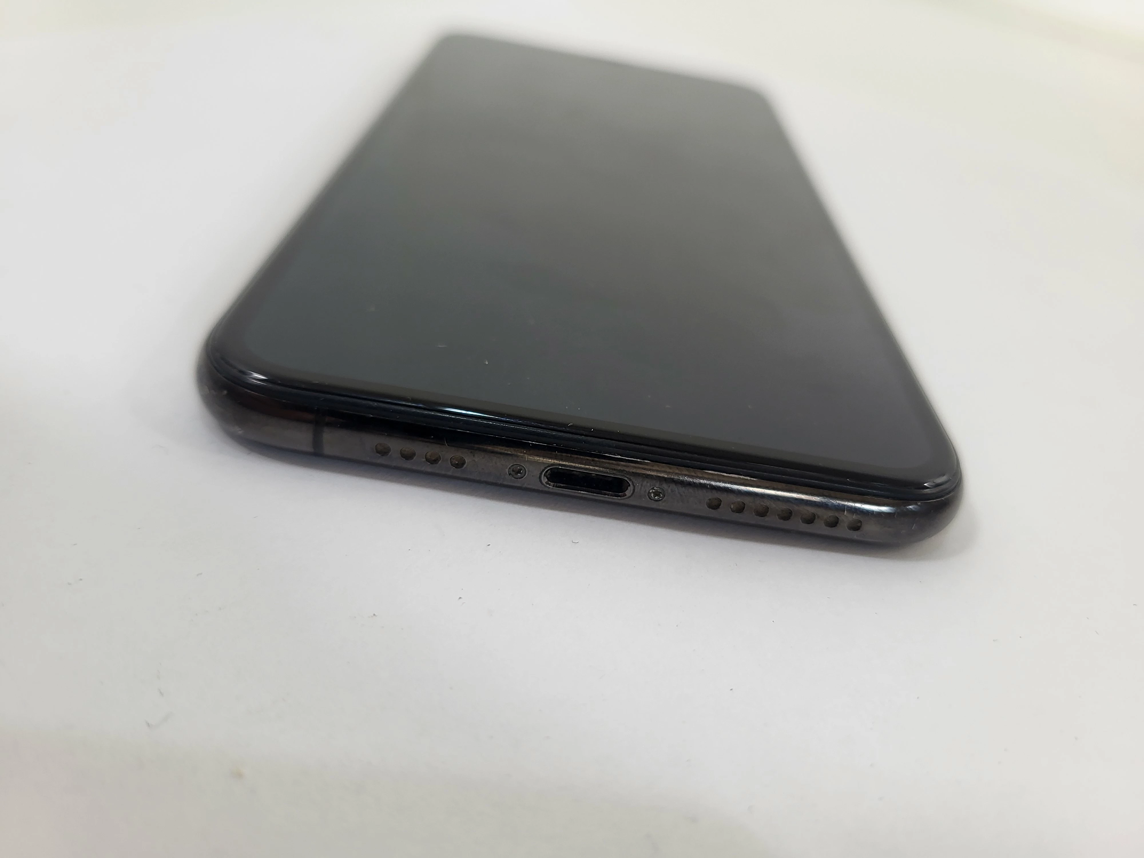 telefon-iphone-xs-max-464-ean-gtin-0190198783158