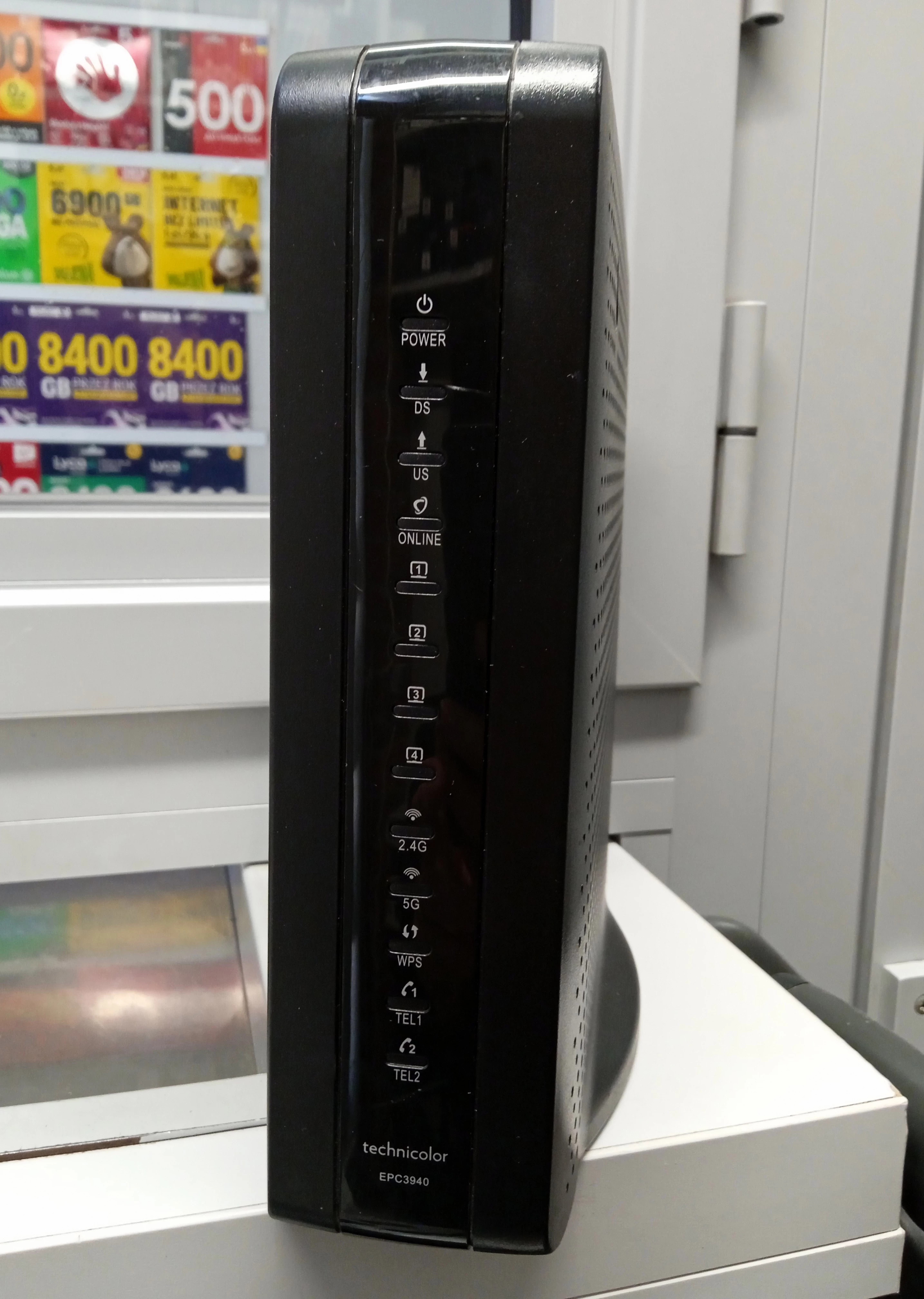 router-technicolor-epc3949-krotka-2u-sj-olawa