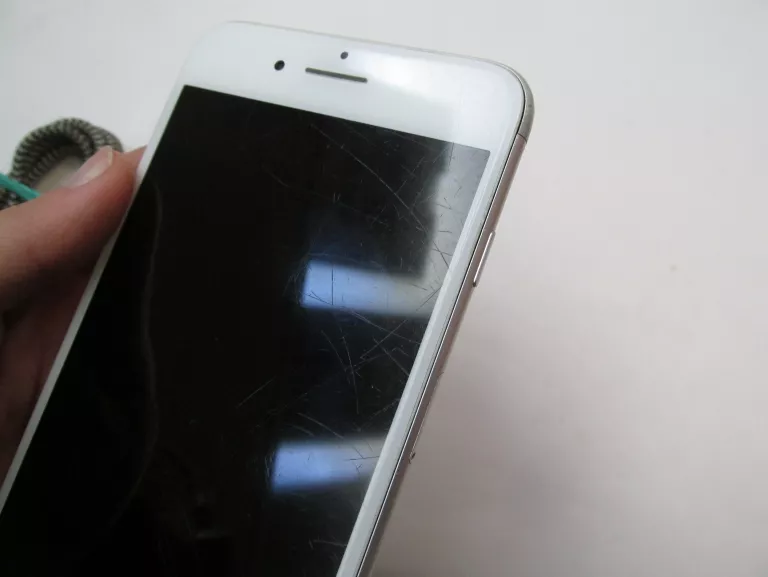 TELEFON IPHONE 7 PLUS 3GB/128GB