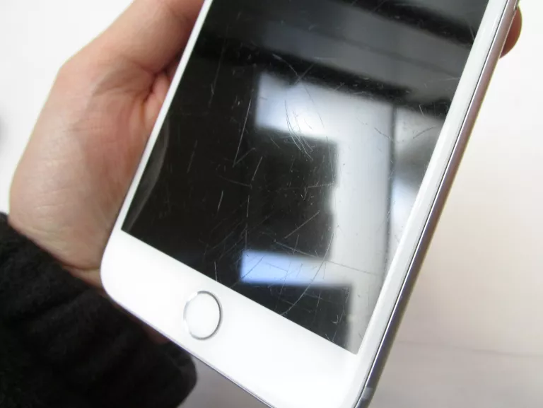 TELEFON IPHONE 7 PLUS 3GB/128GB