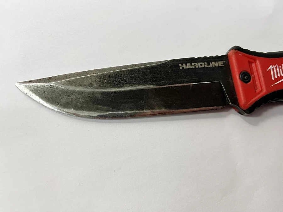 milwaukee-hardline-noz-z-ostrzem-stalym-gladki-stan-11323-2