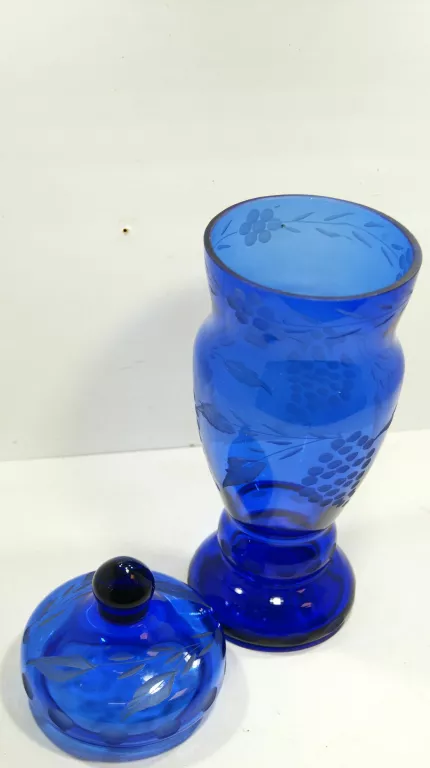 sliczny-szklany-wazon-niebieski-prl-z-pokrywka-super-stan-ean-gtin-5902663376407