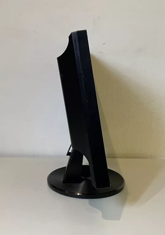 MONITOR ASUS VW196S |19"|1440 X 900|LCD