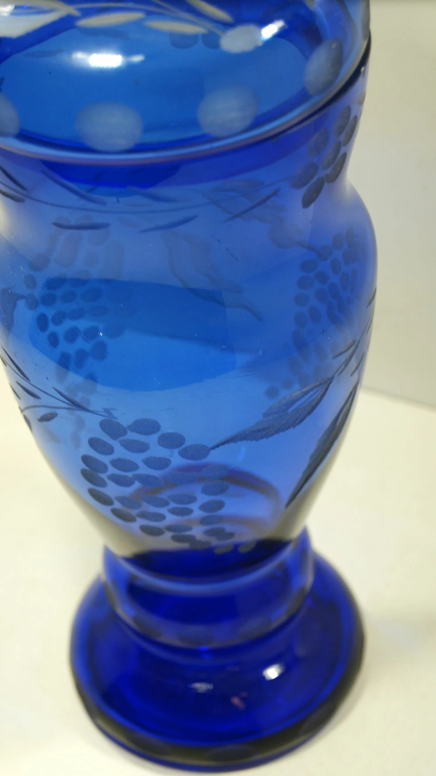 sliczny-szklany-wazon-niebieski-prl-z-pokrywka-super-stan-zamkowa-4-ostrzeszow