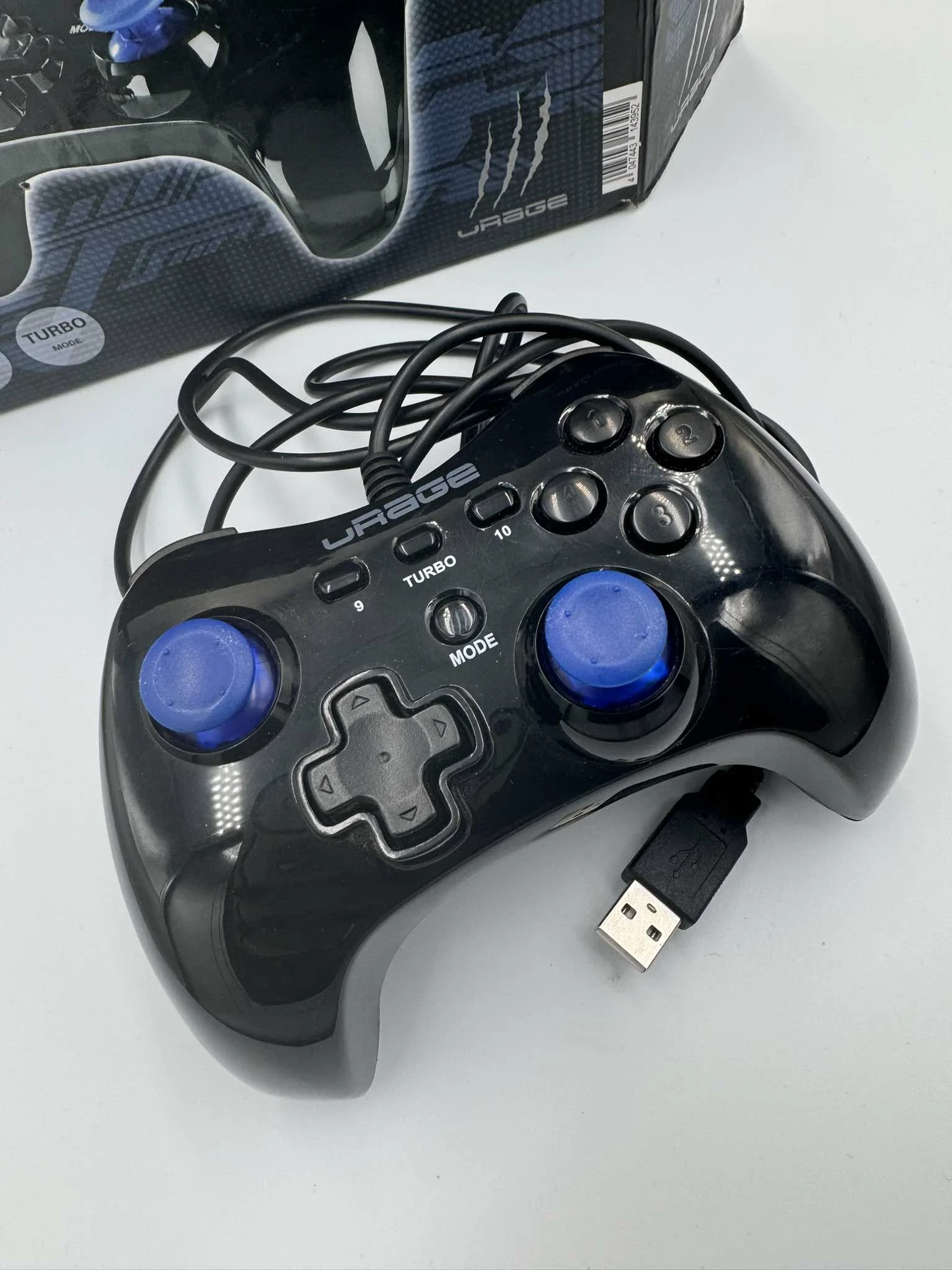 hama-gamepad-urage-vendettapudelko-stan-11323-238062