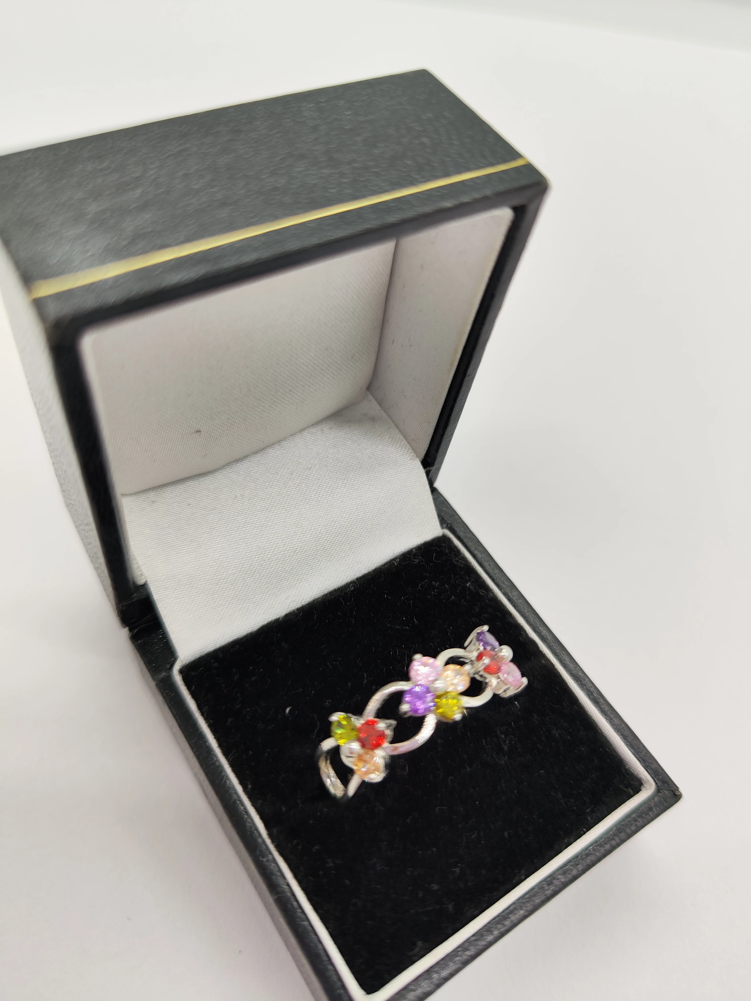 srebro-wyrob-jubilerski-uzywany-pierscionek-301-marka-226434-1704211