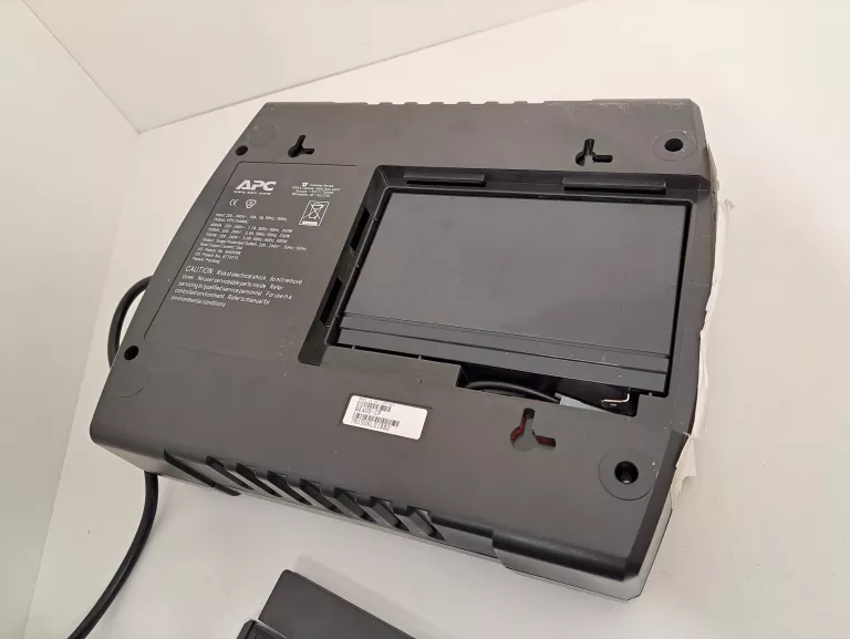ZASILACZ AWARYJNY UPS APC BACK-ES 400VA BE400-CP / OPIS