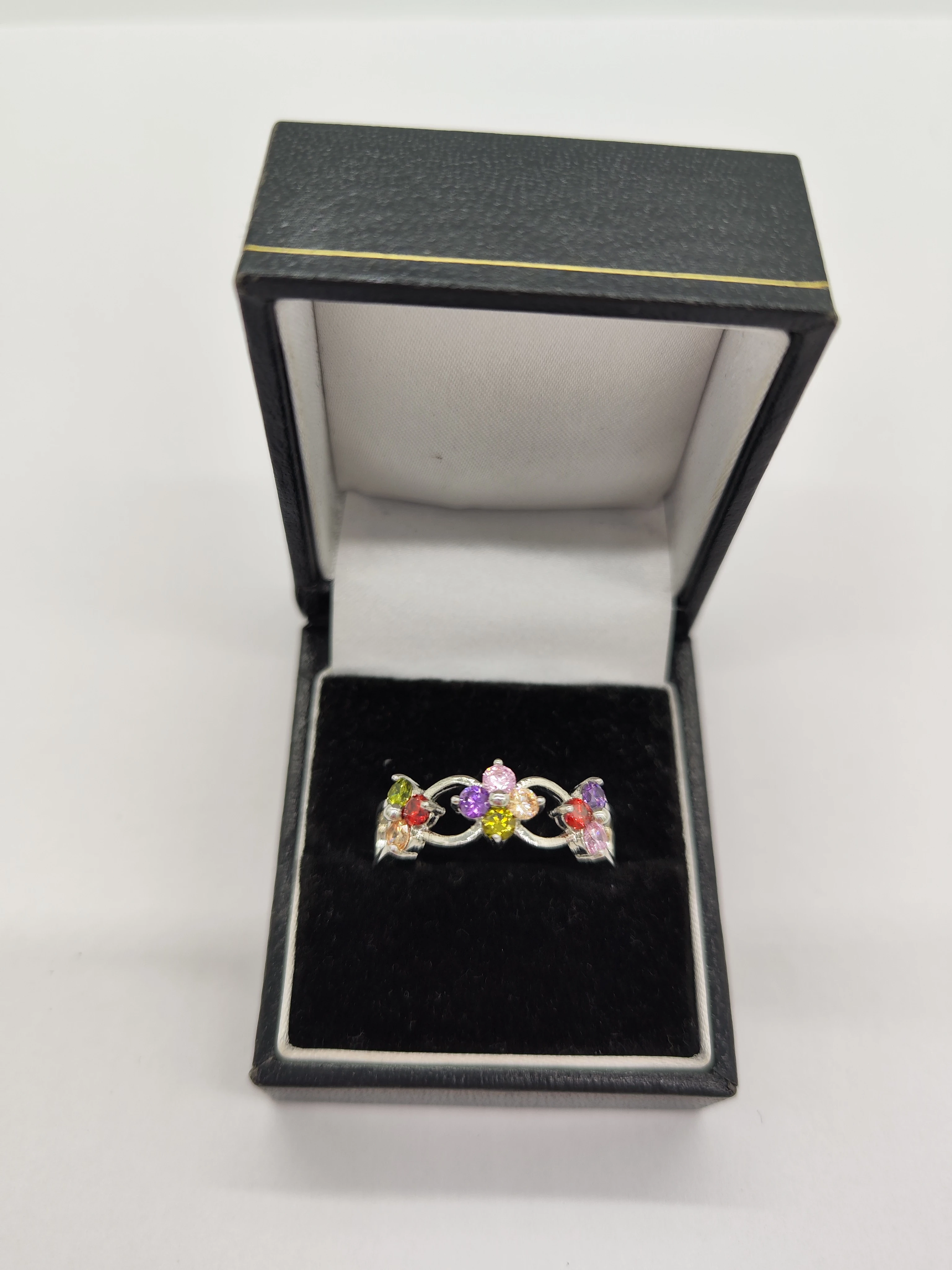 srebro-wyrob-jubilerski-uzywany-pierscionek-301-konst-3-maja-254-goleniow