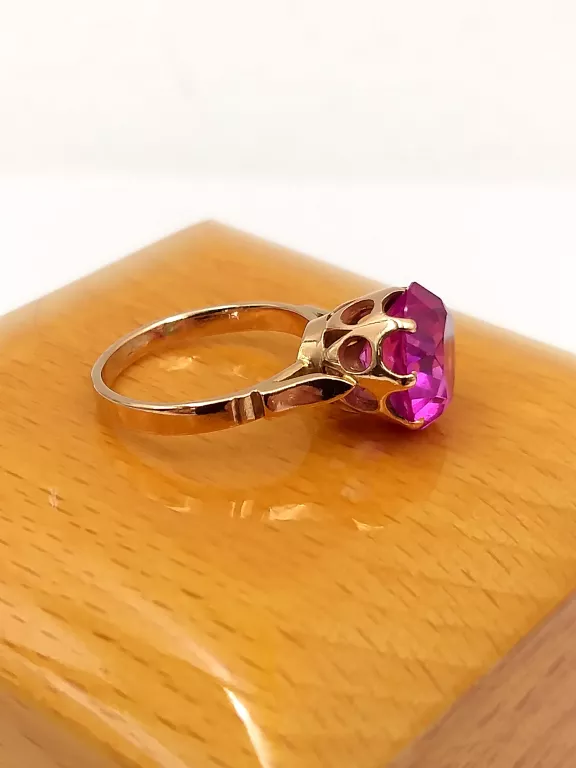 zloty-pierscionek-z-rubinem-syntetycznym-583-r12-437g-kolor-dominujacy-205826-225106