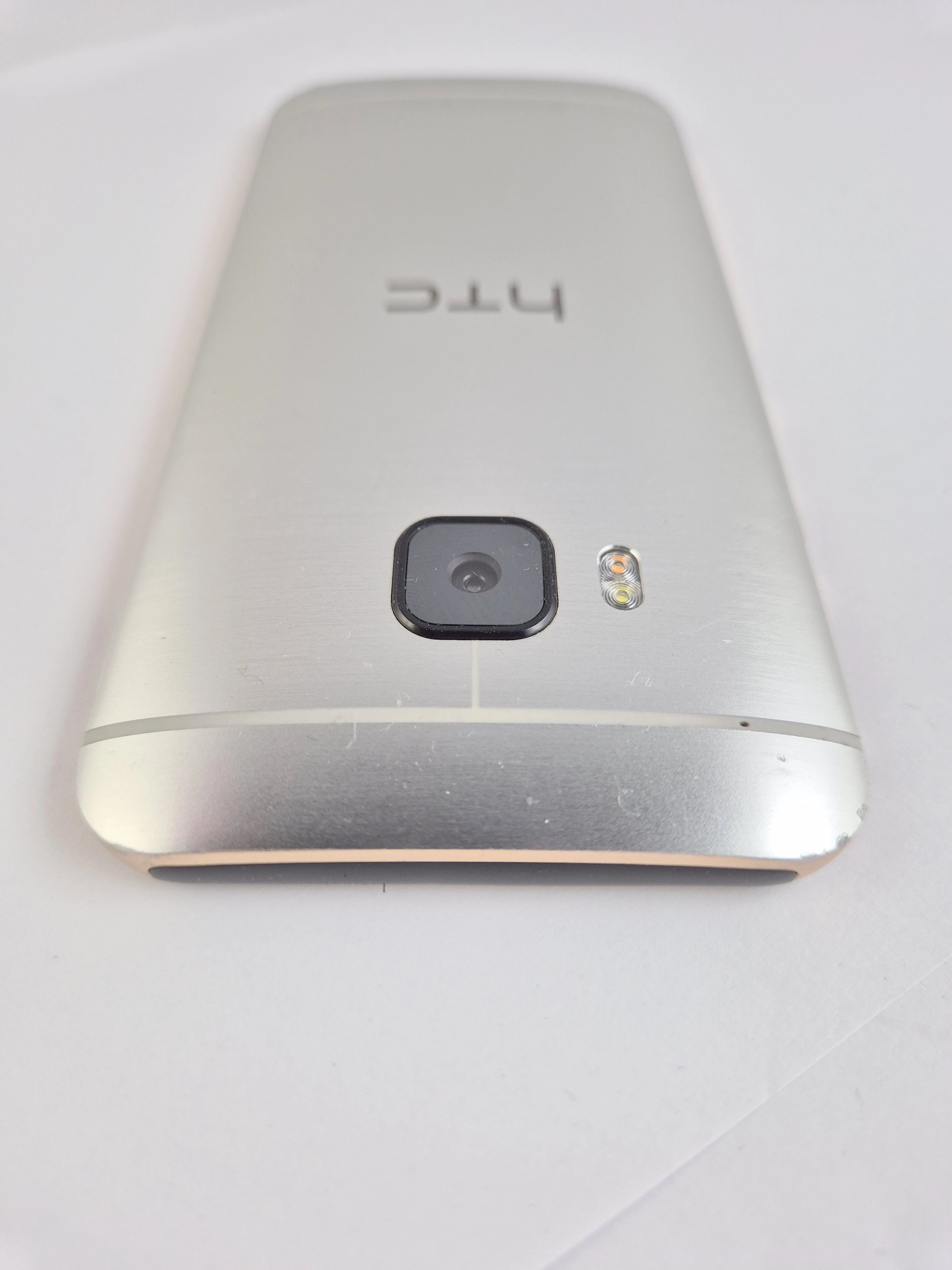telefon-htc-one-m9-typ-202685-212929