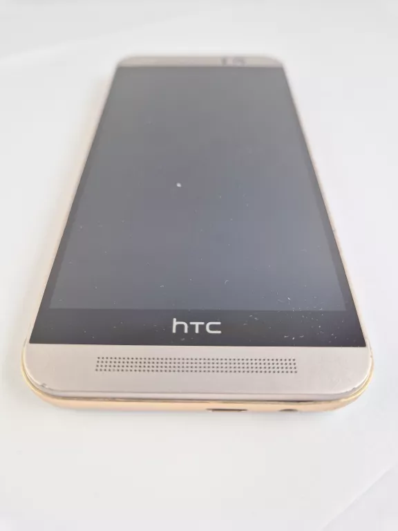 telefon-htc-one-m9-stan-11323-2