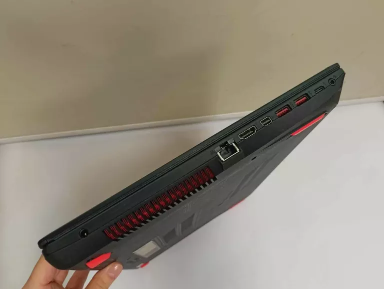 LAPTOP ASUS ROG STRIX GL753VE GAMING!