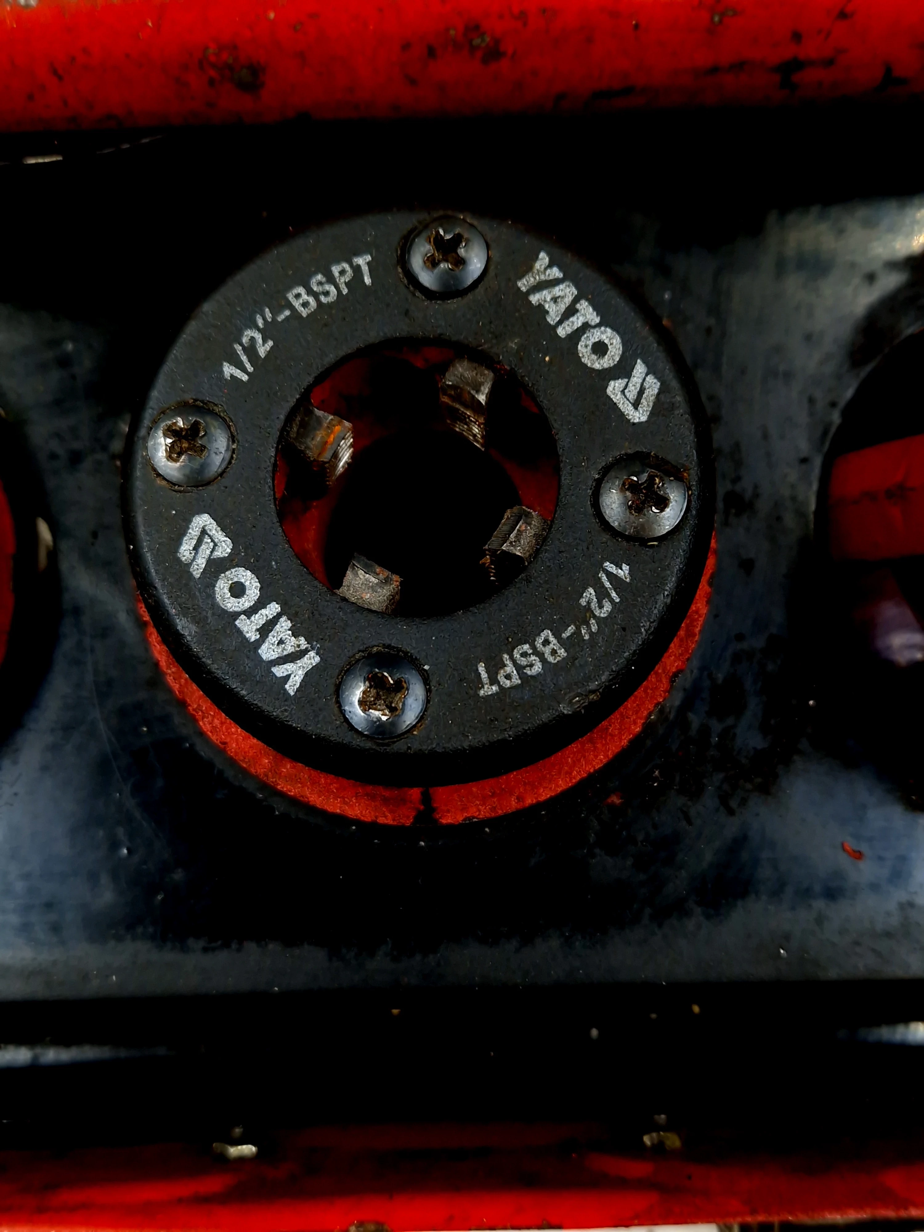 gwintownica-reczna-pa-met-walizka-liczba-glowic-5