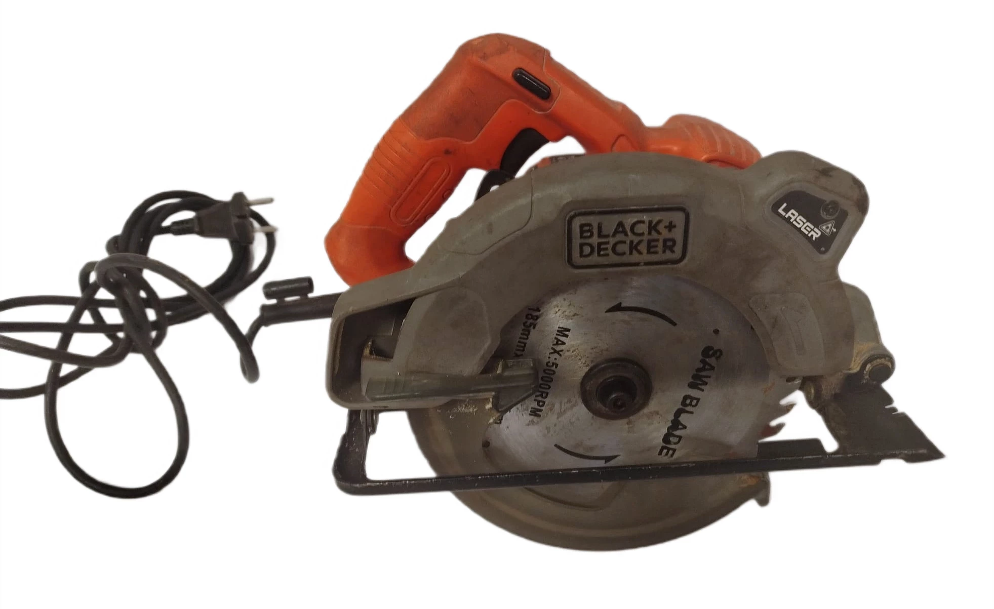 blackdecker-cs1250l-pilarka-tarczowa-srednica-otworu-pily-1600