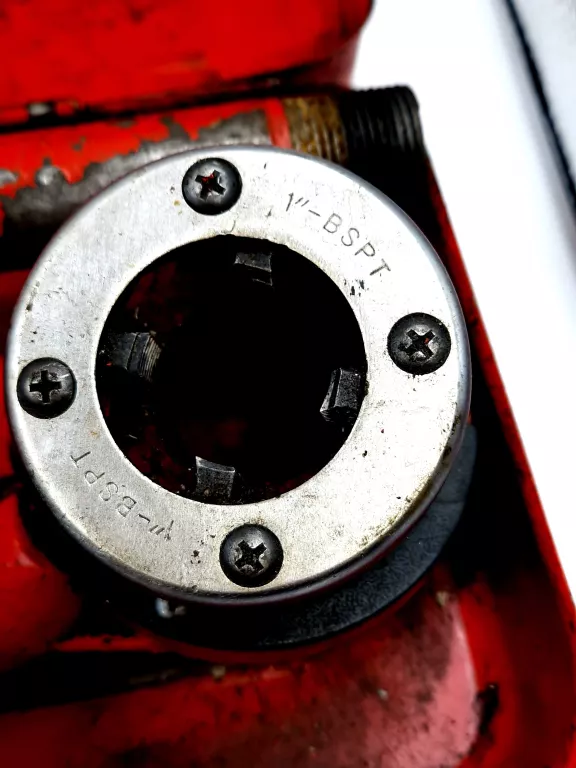 gwintownica-reczna-pa-met-walizka-kod-producenta-gwintownica