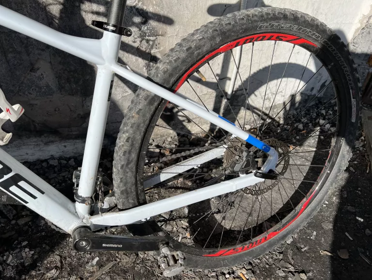 ROWER MTB CUBE 29 CALI