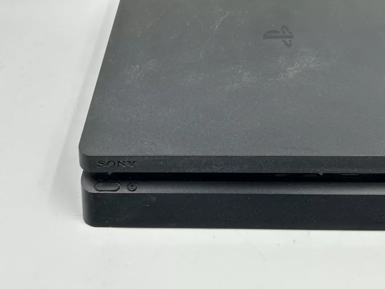 KONSOLA PS4 SLIM 1TB /2X PAD/ 7 GIER /KABEL ZASILJACY