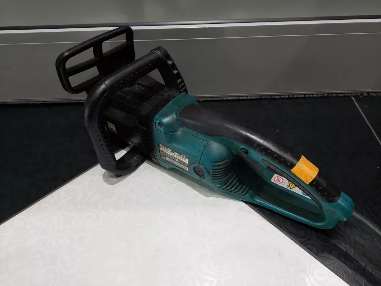 elektryczna-pila-lancuchowa-makita-uc4030a-pl-wolnosci-12-sj-wloclawek