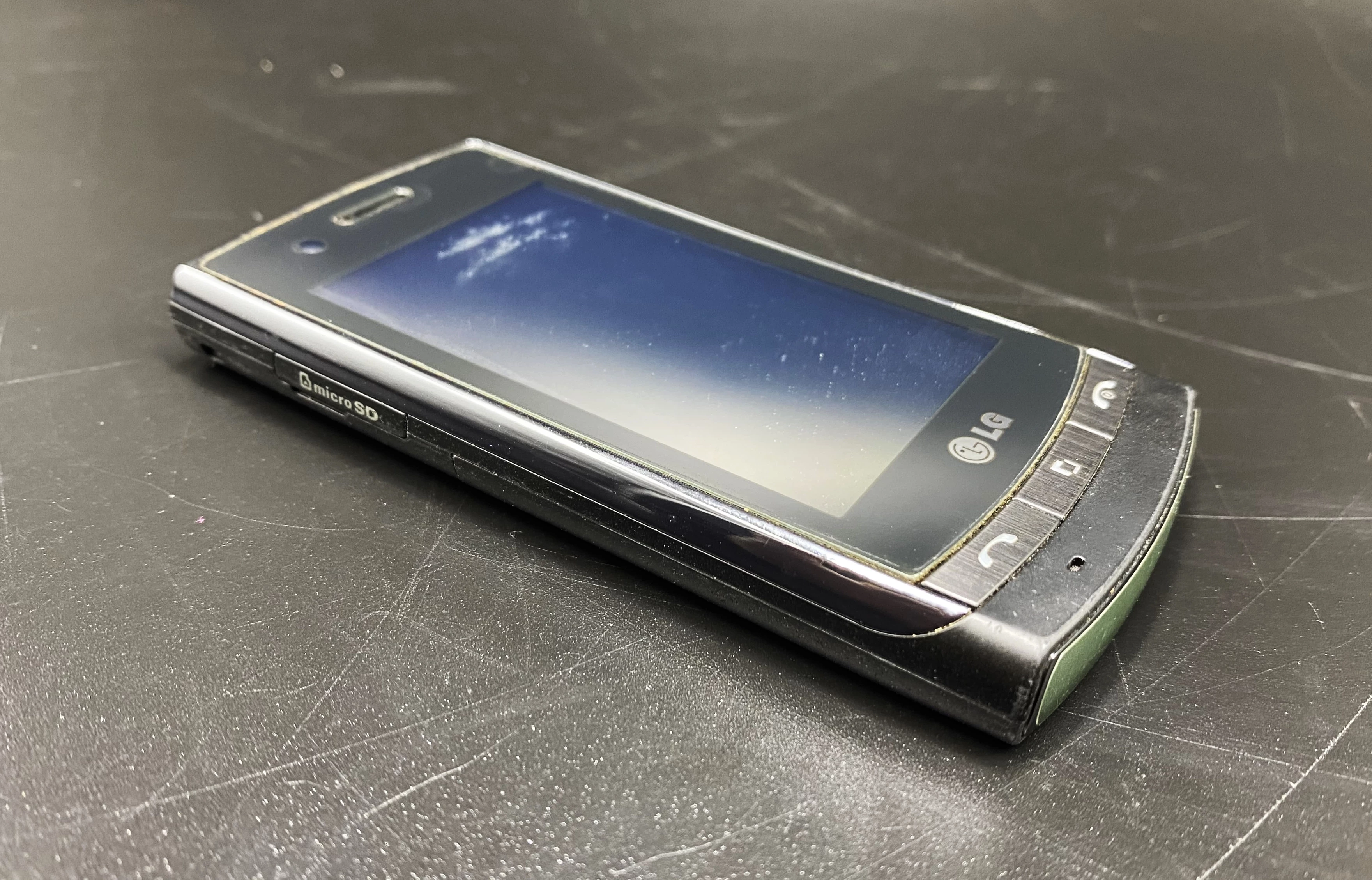 telefon-lg-gt500-t-mobile-typ-202685-212933