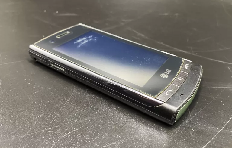 TELEFON LG GT500 T-MOBILE