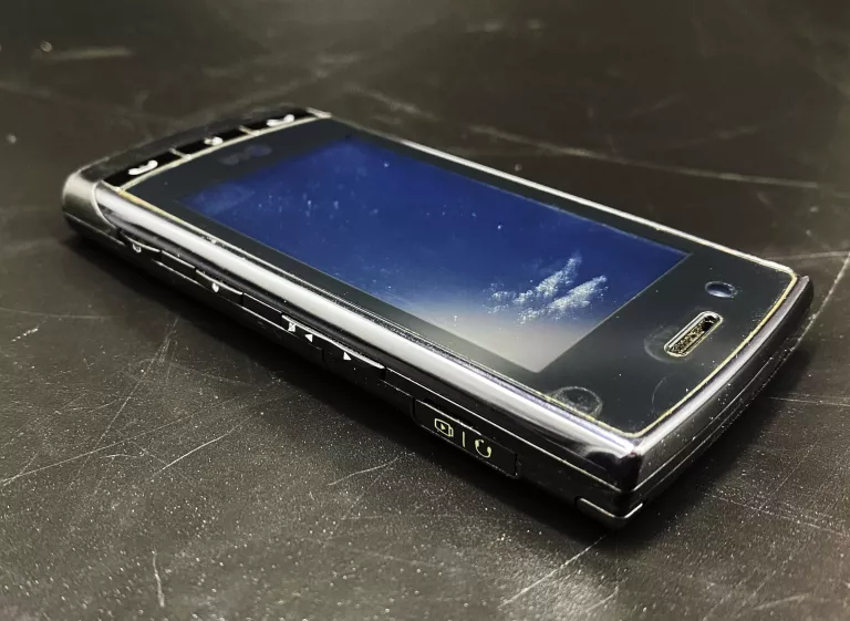TELEFON LG GT500 T-MOBILE