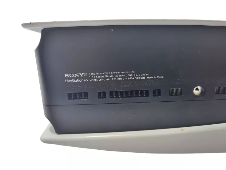 konsola-playstation-5-2xpad-dysk-twardy-2-tb-waga-produktu-z-opakowaniem-jednostkowym-4500