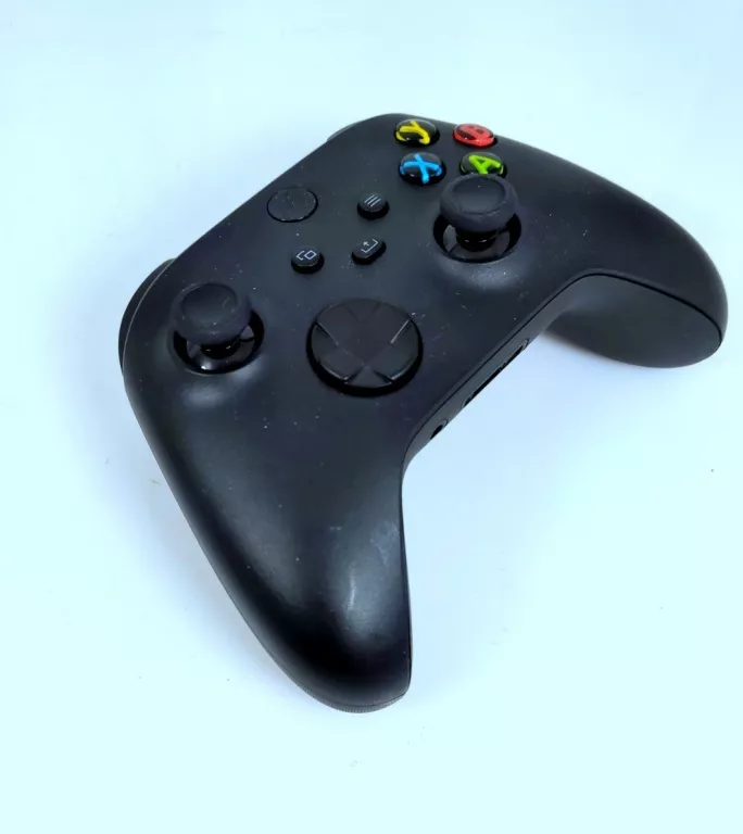 PAD BEZPRZEWODOWY DO KONSOLI MICROSOFT XBOX ONE BATERYJNE, USB CZARNY