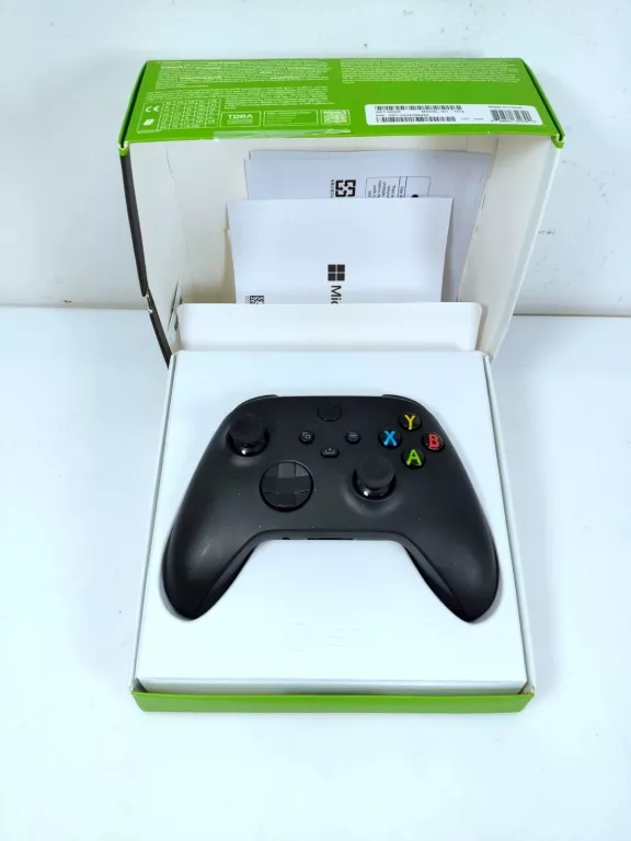 PAD BEZPRZEWODOWY DO KONSOLI MICROSOFT XBOX ONE BATERYJNE, USB CZARNY