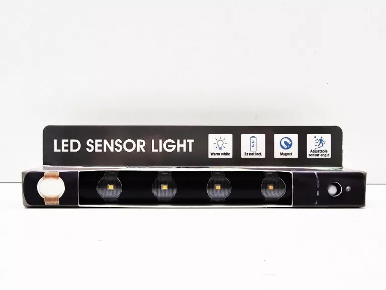 lampa-led-do-garderoby-czarna-ledowa-z-czujnikiem-ruchu-i-zmierzchu-25cm-obornicka-59-sj-wroclaw