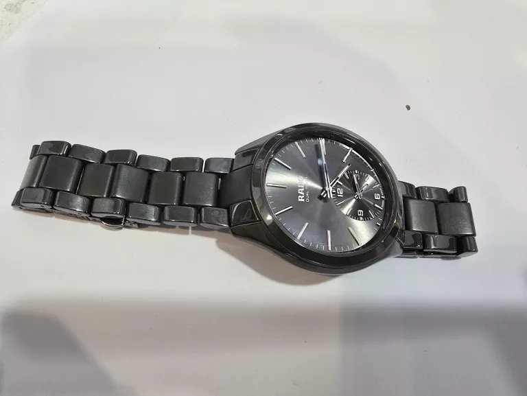 ZEGAREK RADO HYPERCHROME DUAL TIMER CROWNLESS QUARTZ R32102172