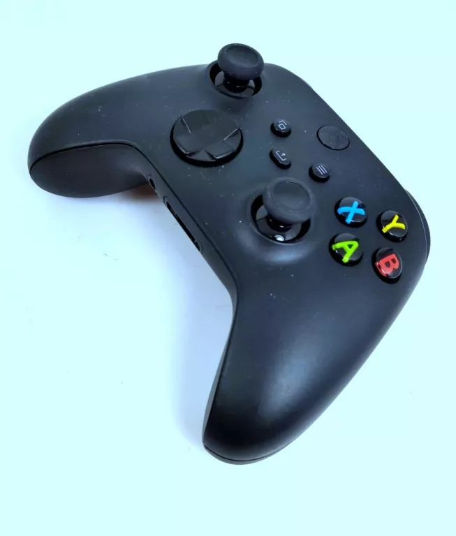 PAD BEZPRZEWODOWY DO KONSOLI MICROSOFT XBOX ONE BATERYJNE, USB CZARNY