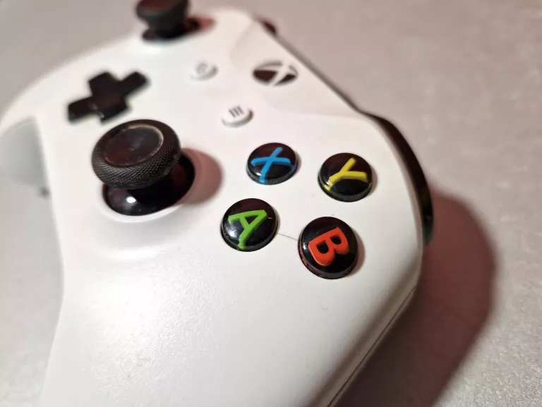 PAD DO XBOX ONE BIAŁY