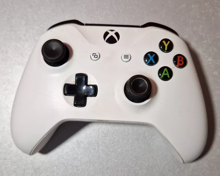 PAD DO XBOX ONE BIAŁY