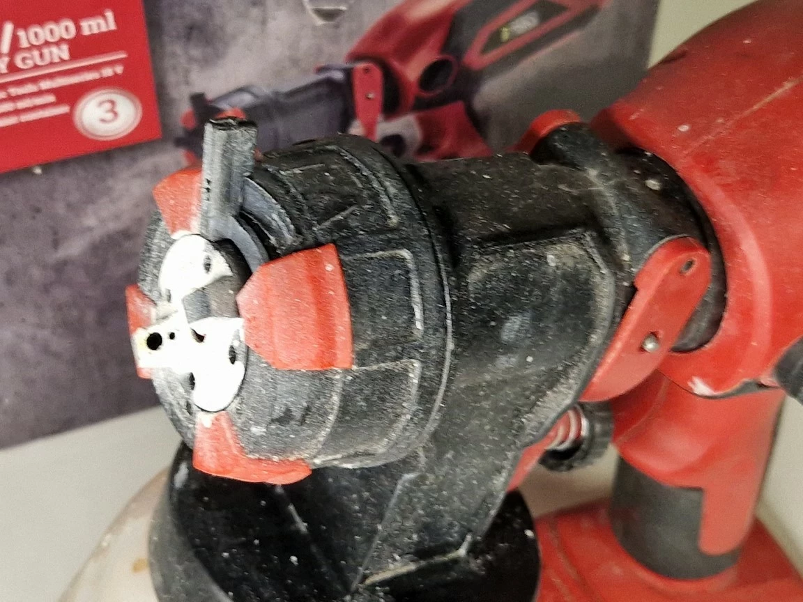 akumulatorowy-pistolet-natryskowy-meec-tools-18v-stan-11323-2