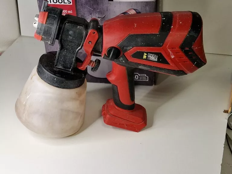 akumulatorowy-pistolet-natryskowy-meec-tools-18v-marka-248811-957942