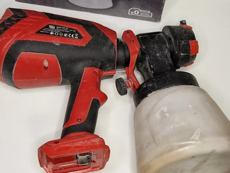 AKUMULATOROWY PISTOLET NATRYSKOWY MEEC TOOLS 18V
