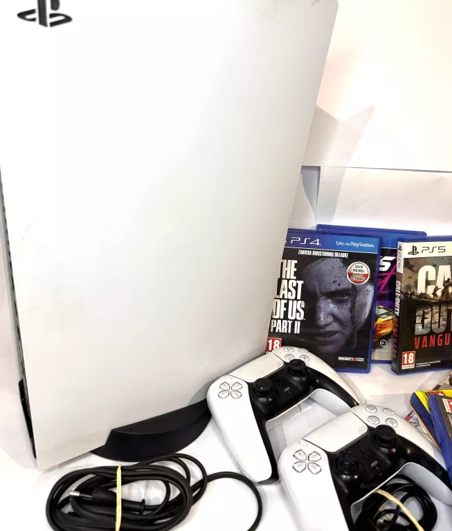 KONSOLA PS5 825GB Z NAPĘDEM