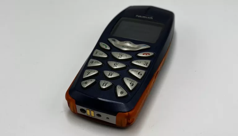 TELEFON KOMÓRKOWY Z KLAWISZAMI NOKIA 3510I (MENU ANGIELSKIE) GRANATOWY