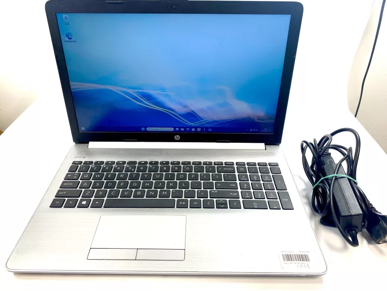 LAPTOP HP 255G7