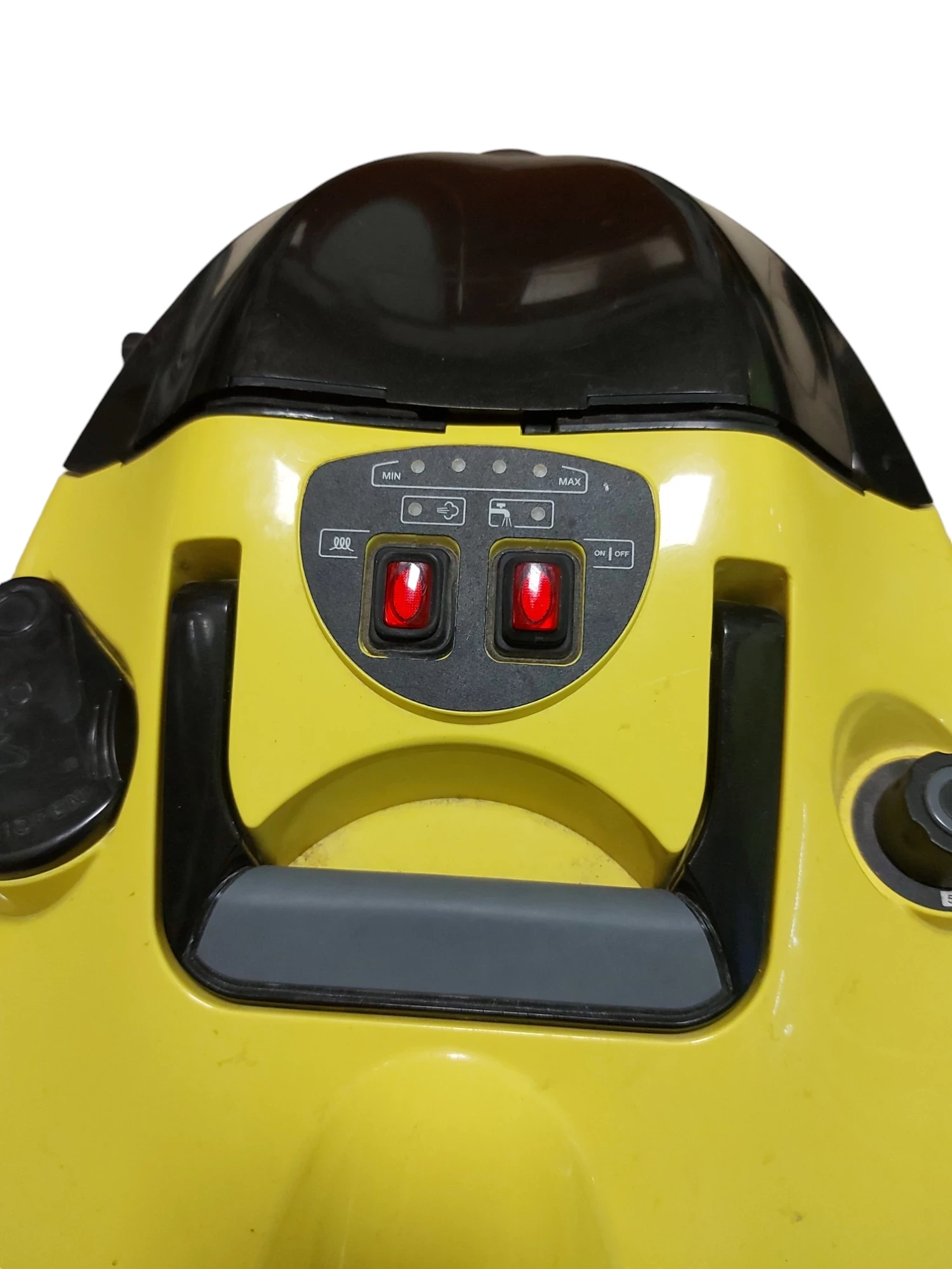 karcher-odkurzacz-parowy-sv-7-1439-4100-zasieg-pracy-700