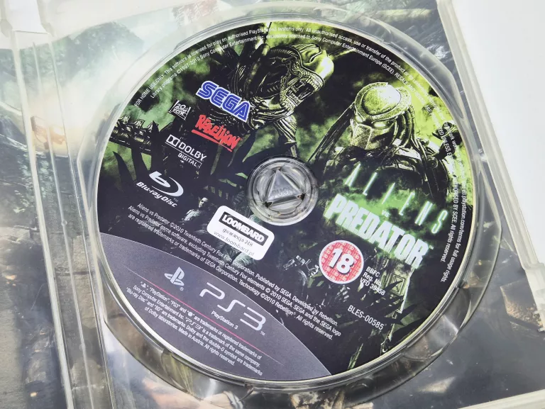 GRA PS3 ALIENS VS PREDATOR