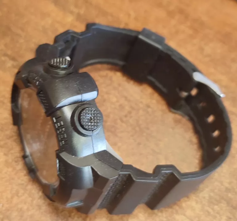 zegarek-meski-czarny-sport-gumowy-pasek-ean-gtin-8718465835342