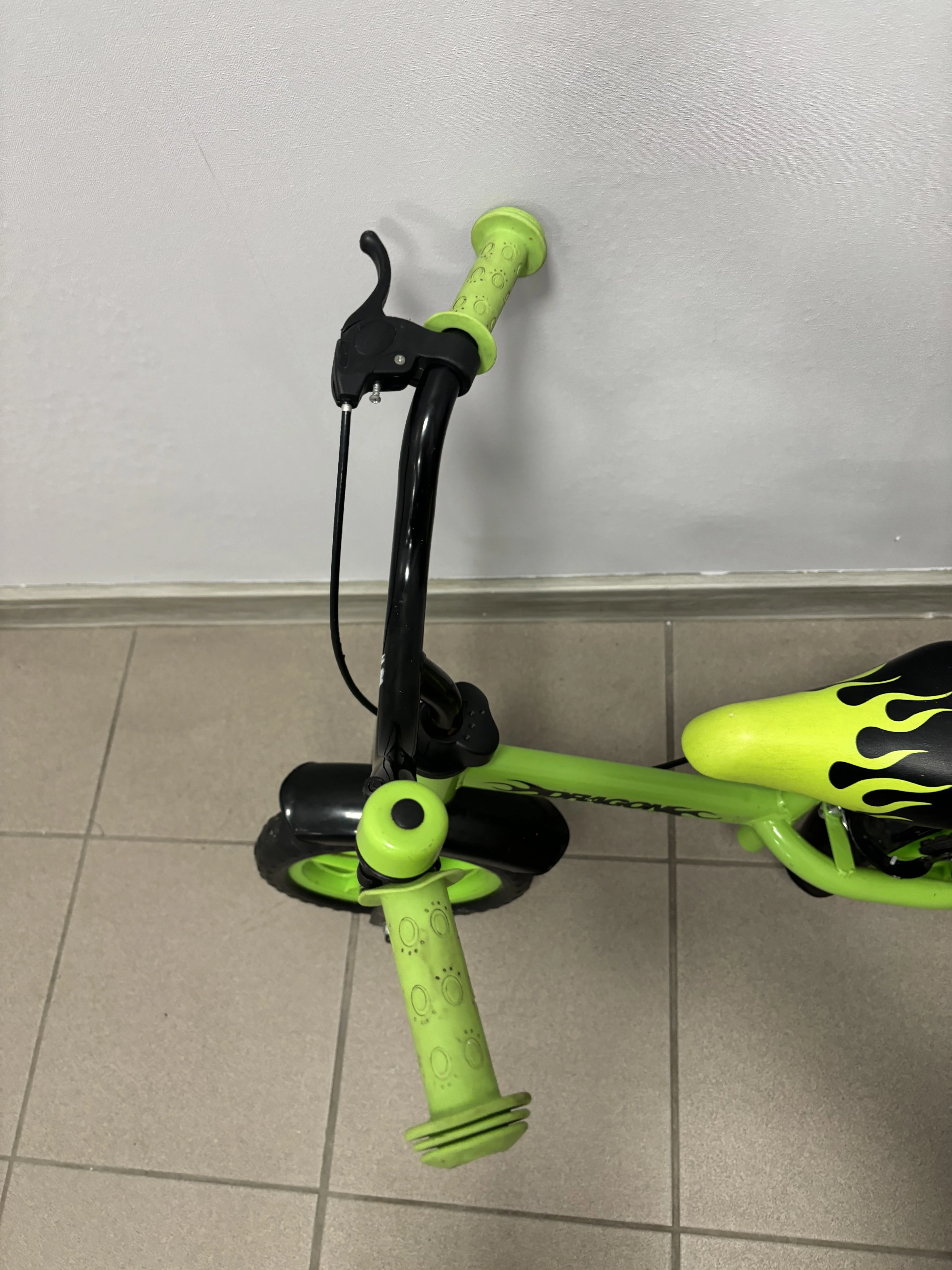 rowerek-biegowy-dragon-green-model-dragon-wrx-alu