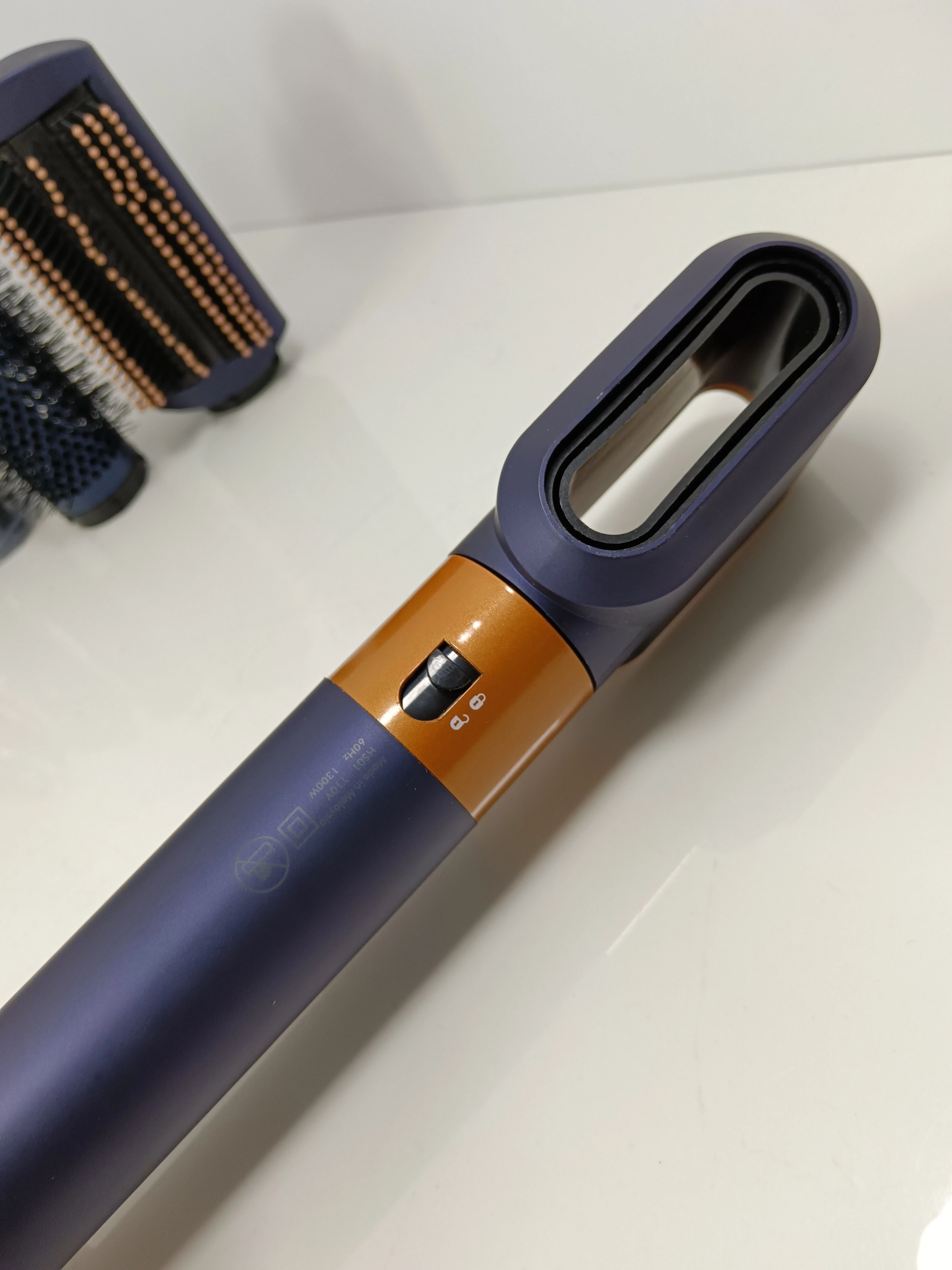 lokowko-suszarka-dyson-airwrap-styler-hs01-ciemnoniebieski-limitowany-kolor-dominujacy-129357-8