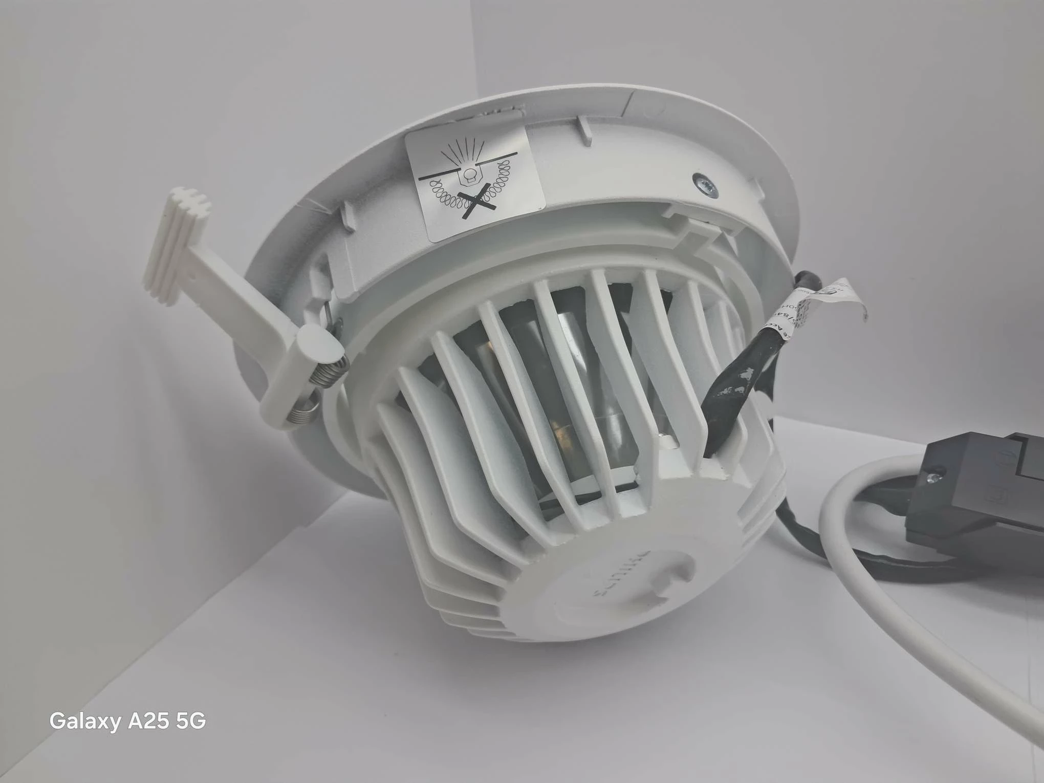 philips-rs343b-led39s840-psu-e-wb-ii-wh-oswietlenie-stan-11323-2