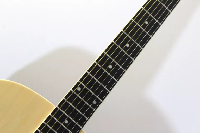 GITARA AKUSTYCZNA NASHVILLE GSD-60-NT + POKROWIEC