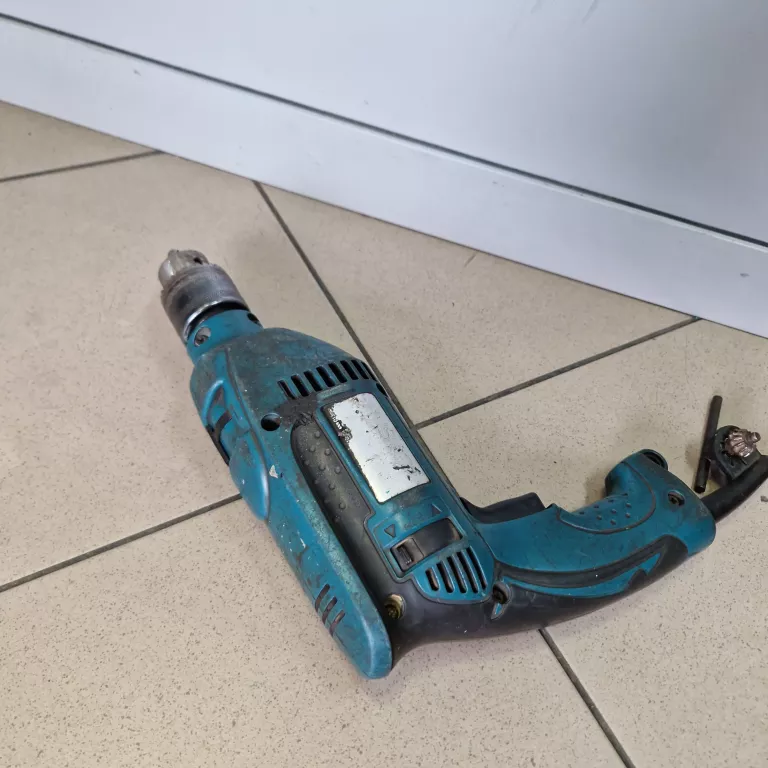 WIERTARKA UDAROWA MAKITA HP1640 680 WAT