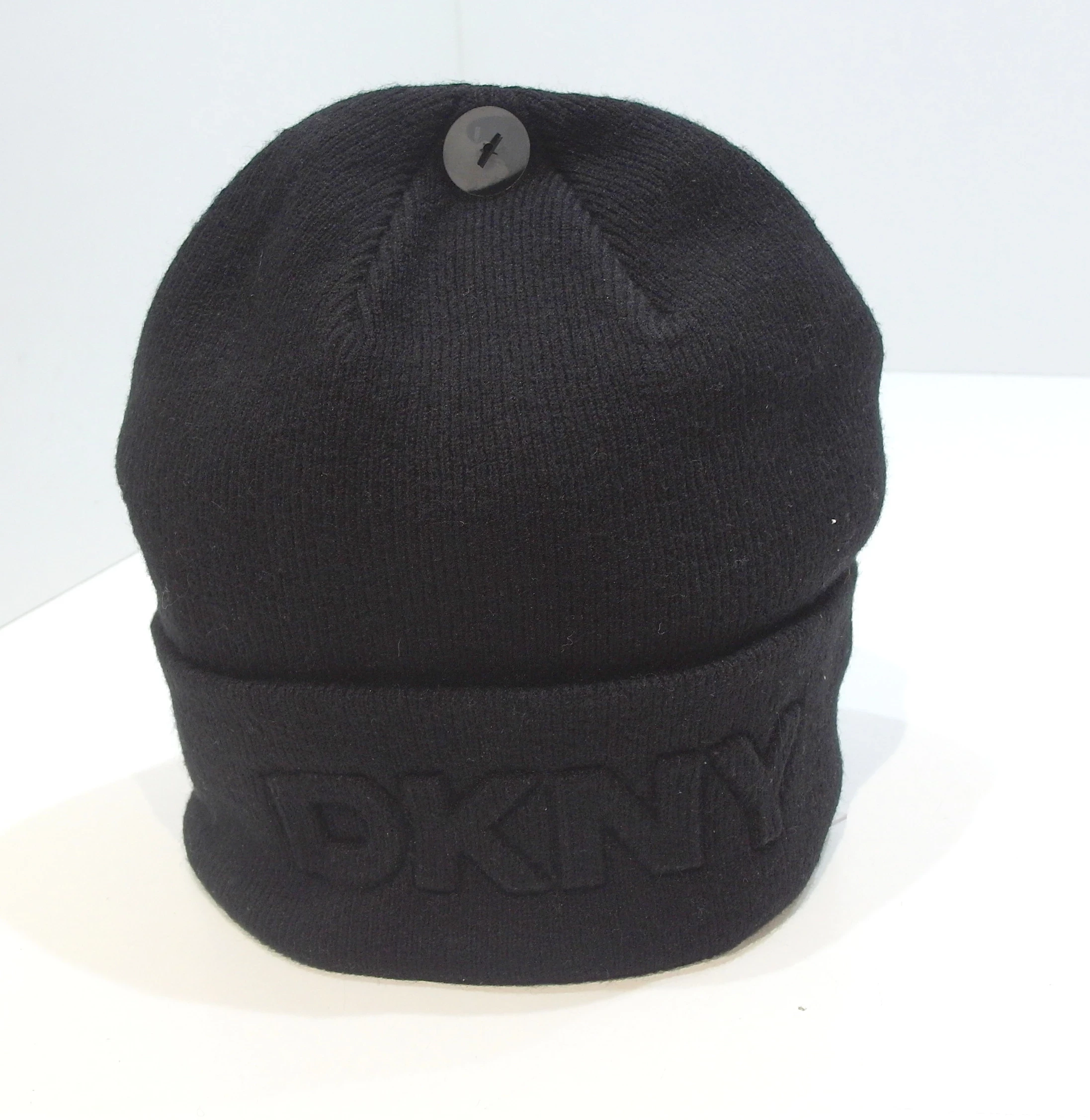 czapka-dkny-d4kh1693-czarna-mlodziencza-1-warszawa