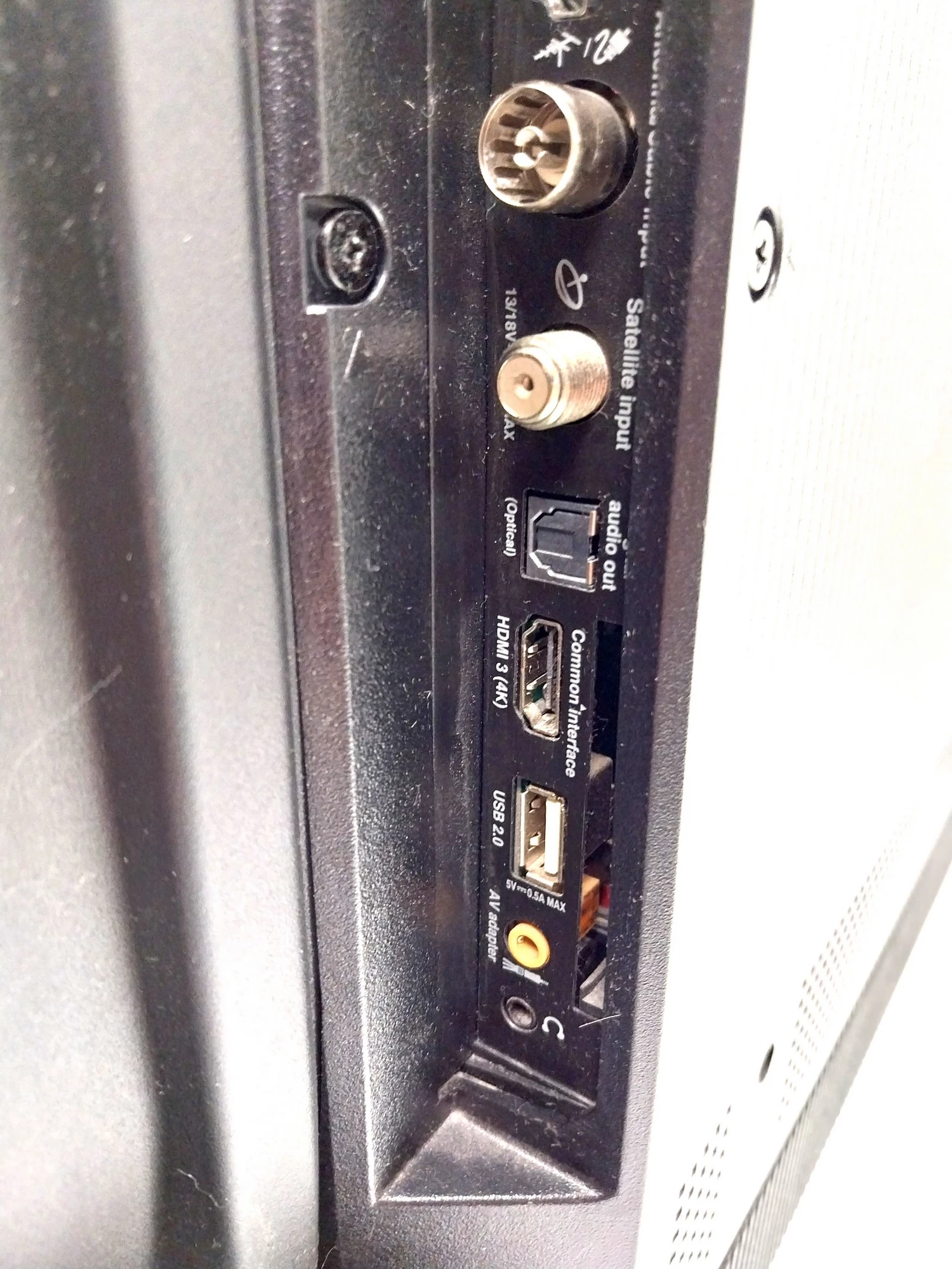 tv-thomson-50ug6300-4k-ultra-hd-pilot-pudelko-marka-211398-249522